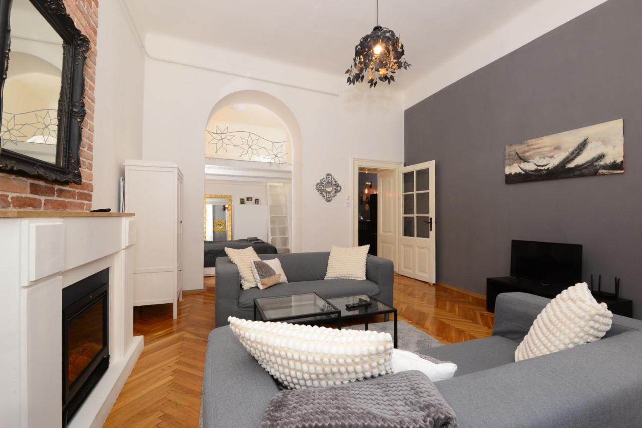 Your Place Apartman بودابست المظهر الخارجي الصورة