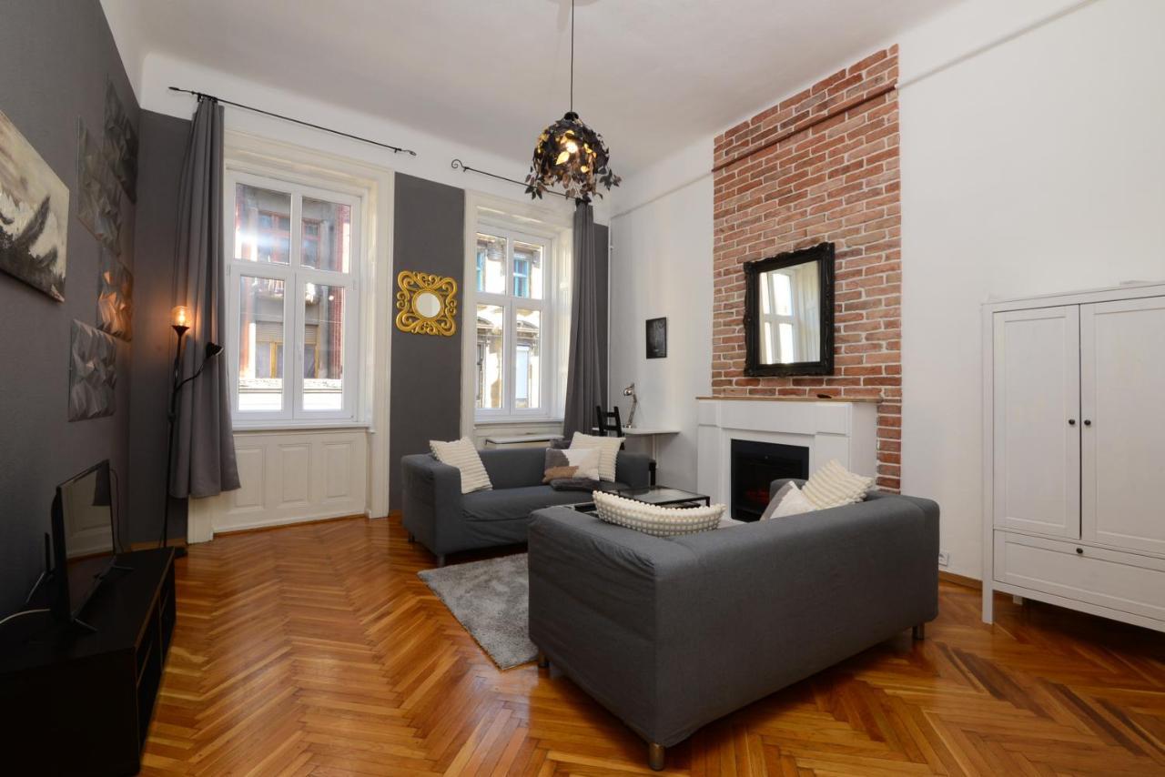 Your Place Apartman بودابست المظهر الخارجي الصورة