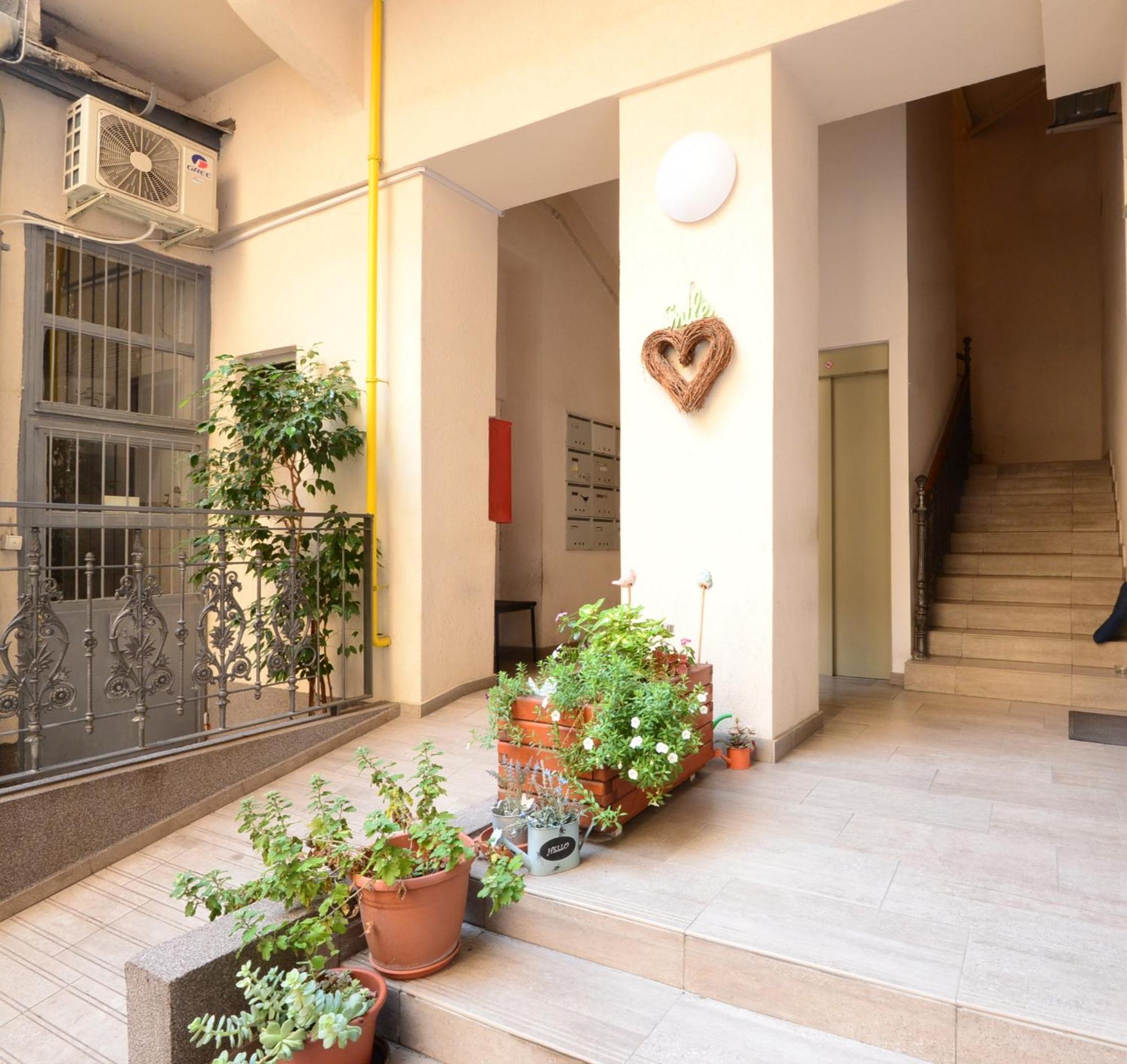 Your Place Apartman بودابست المظهر الخارجي الصورة